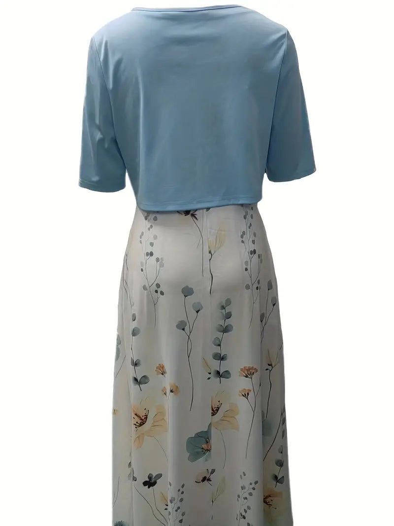 Chic Floral Two-Piece Set with Solid Crop Top and Round Neck
