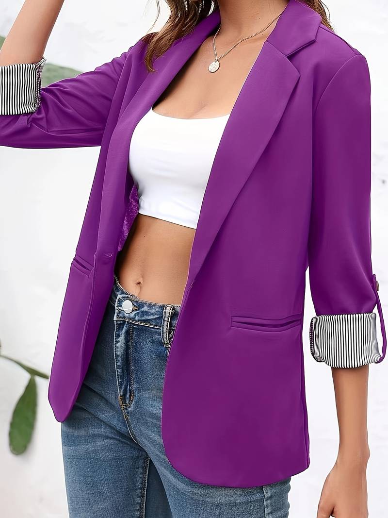 Chic Blazer for an Effortlessly Casual Look