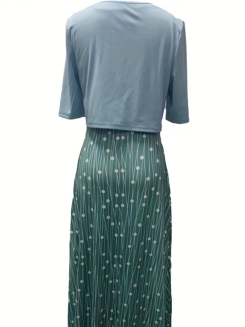 Chic Floral Two-Piece Set with Solid Crop Top and Round Neck