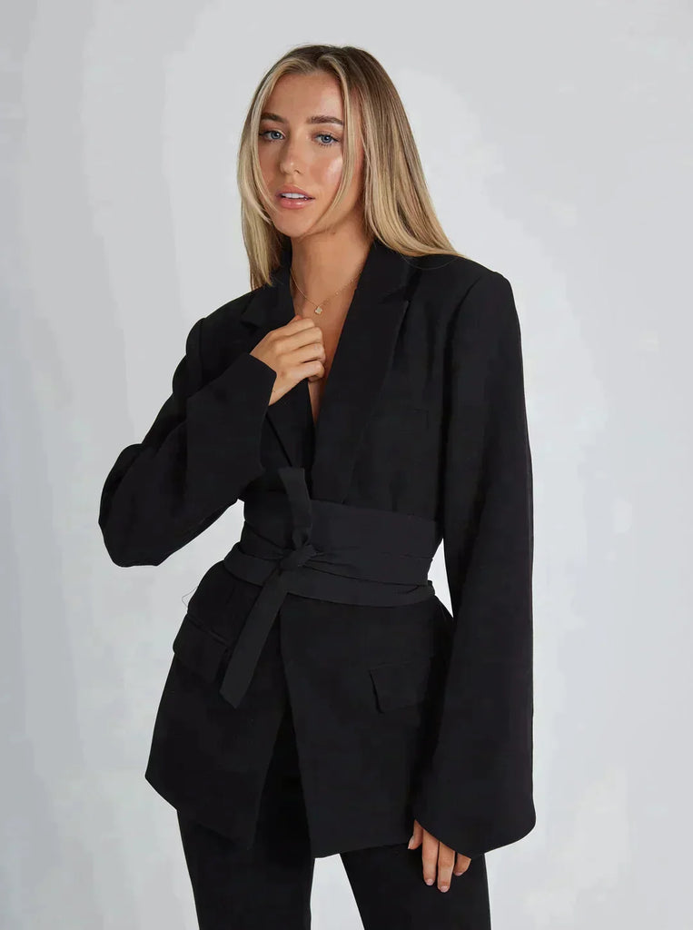 Élégant Blazer Ceinturé