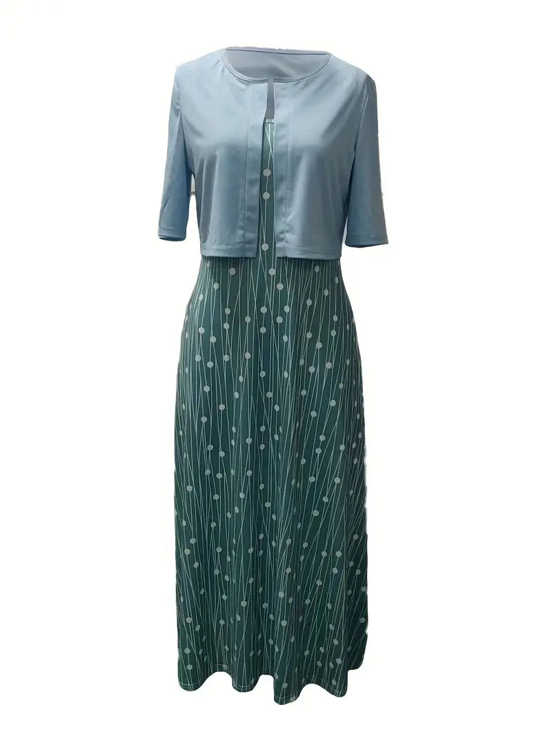 Chic Floral Two-Piece Set with Solid Crop Top and Round Neck